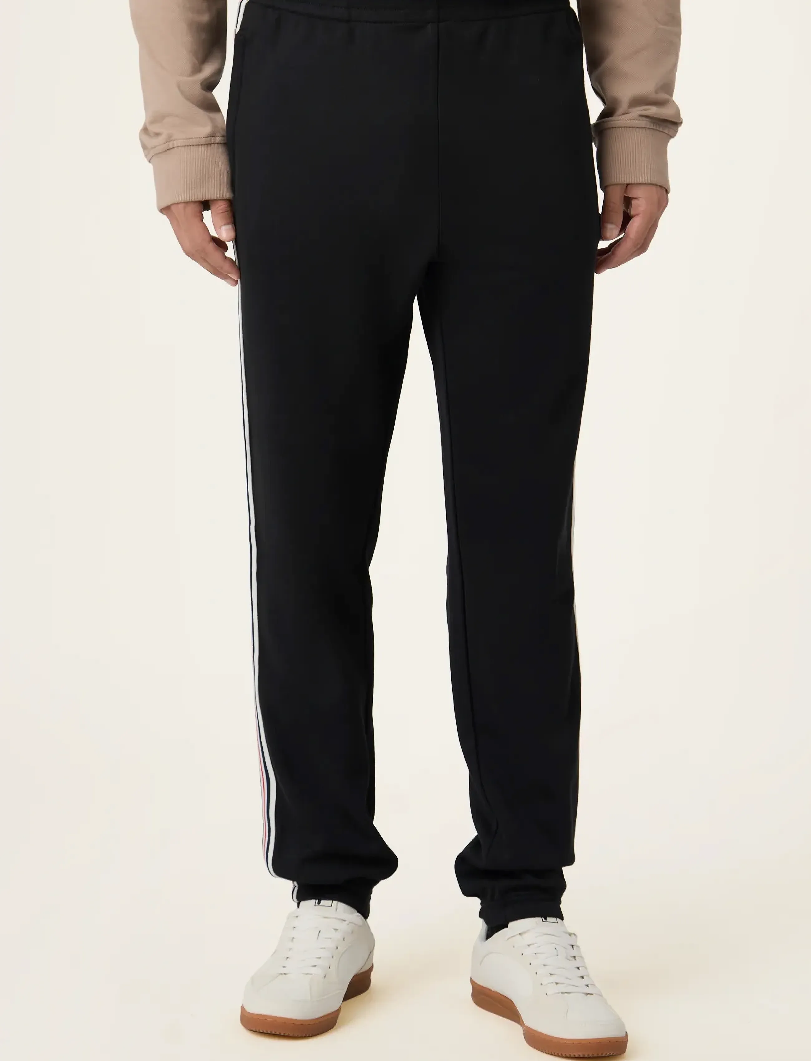 FILA Biella Regular Taped Pique Track Pants, XS, Black, Sport Pants > Sport Sweatpants, Herre