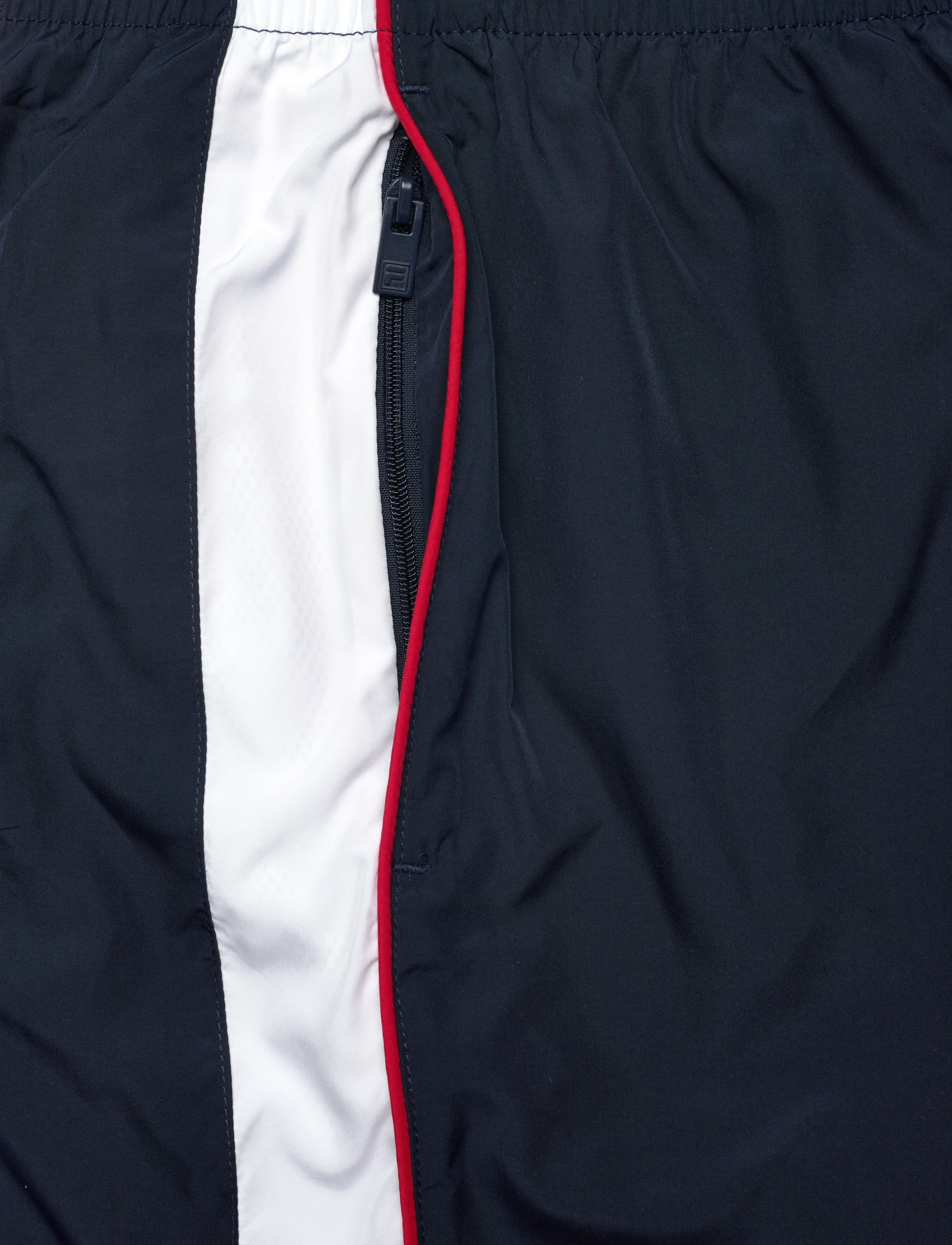 FILA - PISTOIA loose blocked woven shorts - afslappede shorts - black iris-bright white - 4