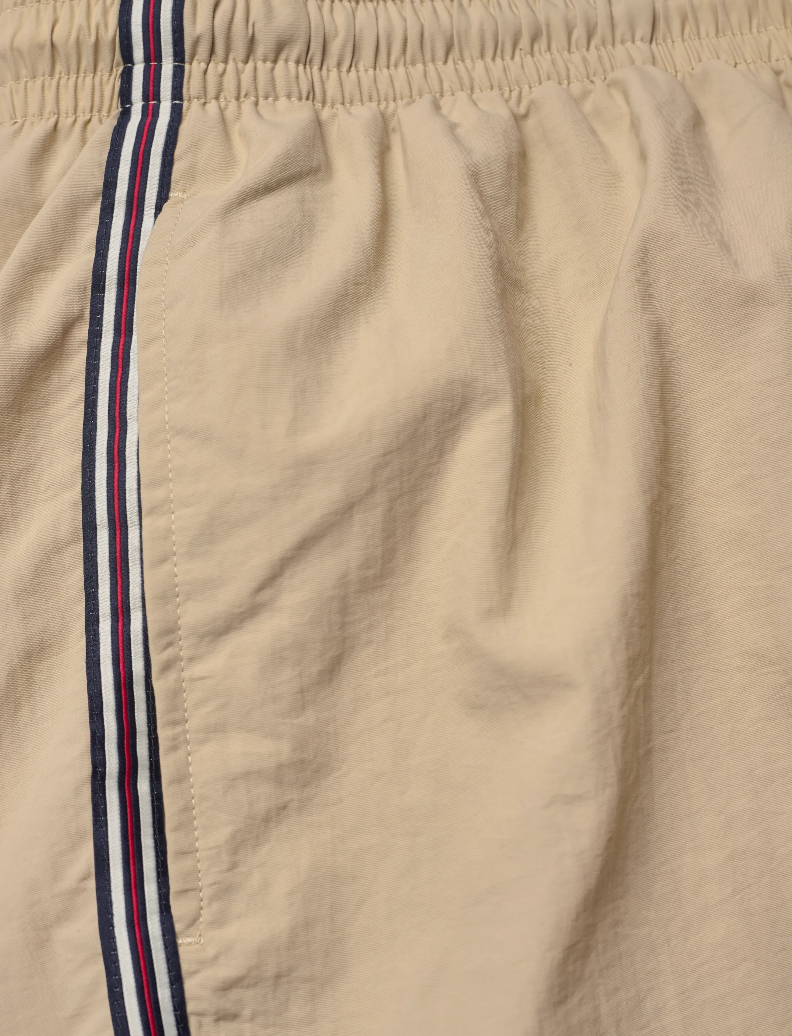 FILA - LERICI loose heritage tape beach shorts - badehosen - white pepper - 4
