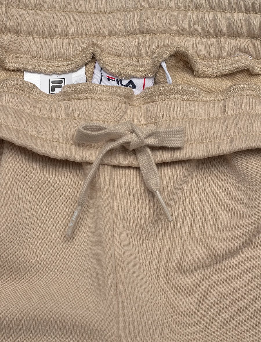 FILA - CARISIO regular logo sweatpants - sporta apakšdaļas apģērbs - white pepper - 2
