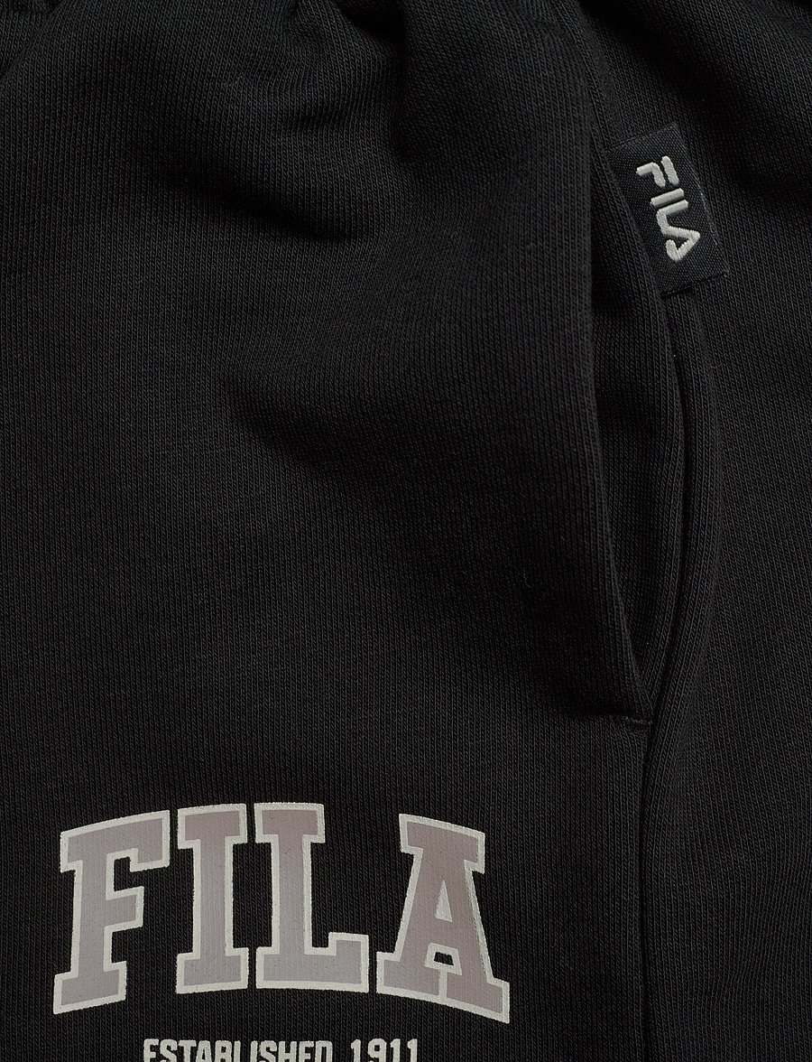 FILA - RIFREDI wide graphic sweat shorts - sweatshorts - black - 2