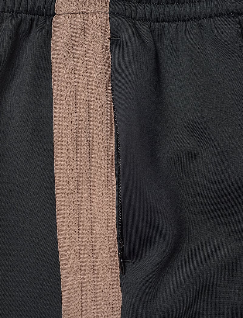 FILA - MARLIANO overlength taped track pant - joggingbukser - black - 4