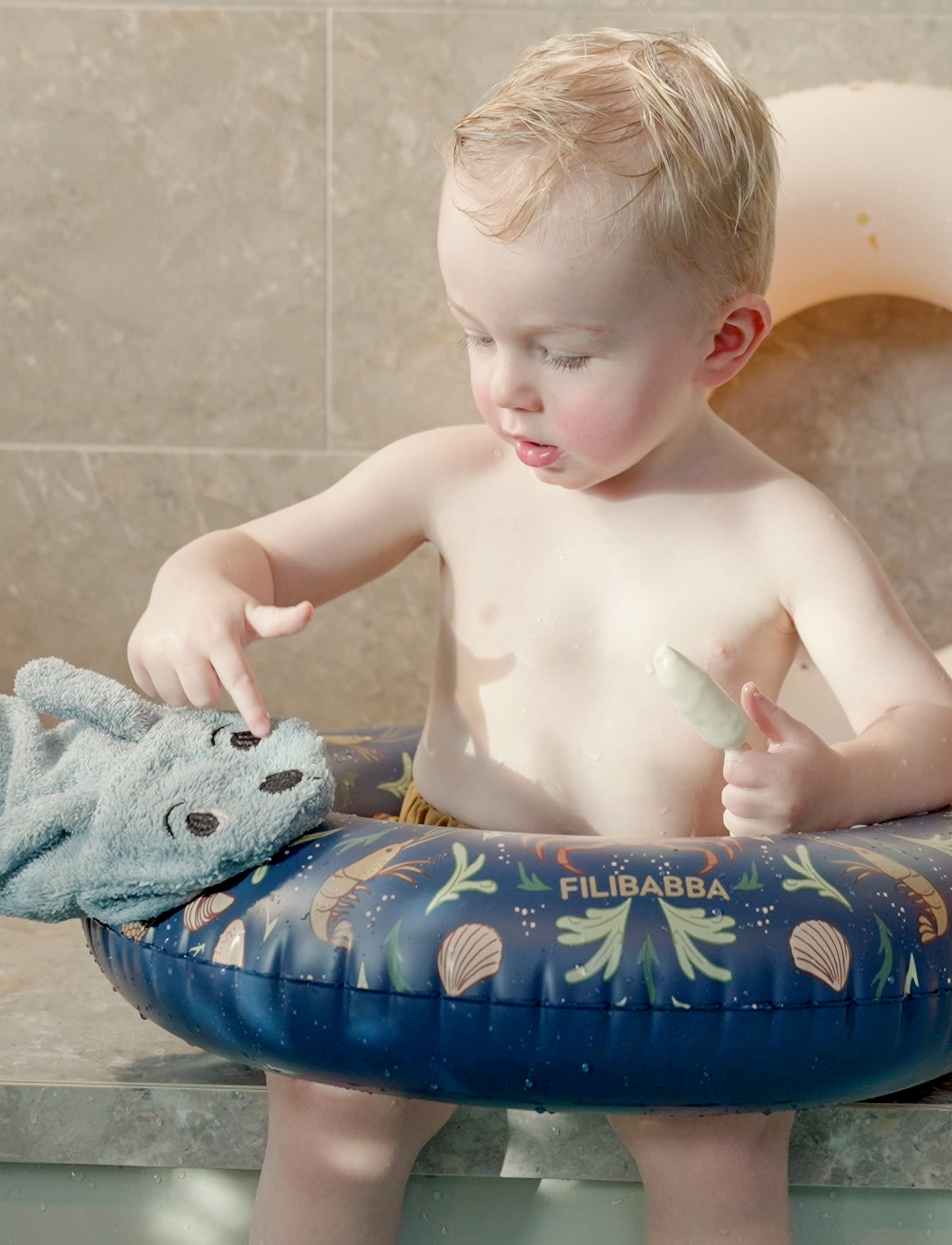 Filibabba - Hare baby bath mitt - muslinkluter - multi coloured - 3