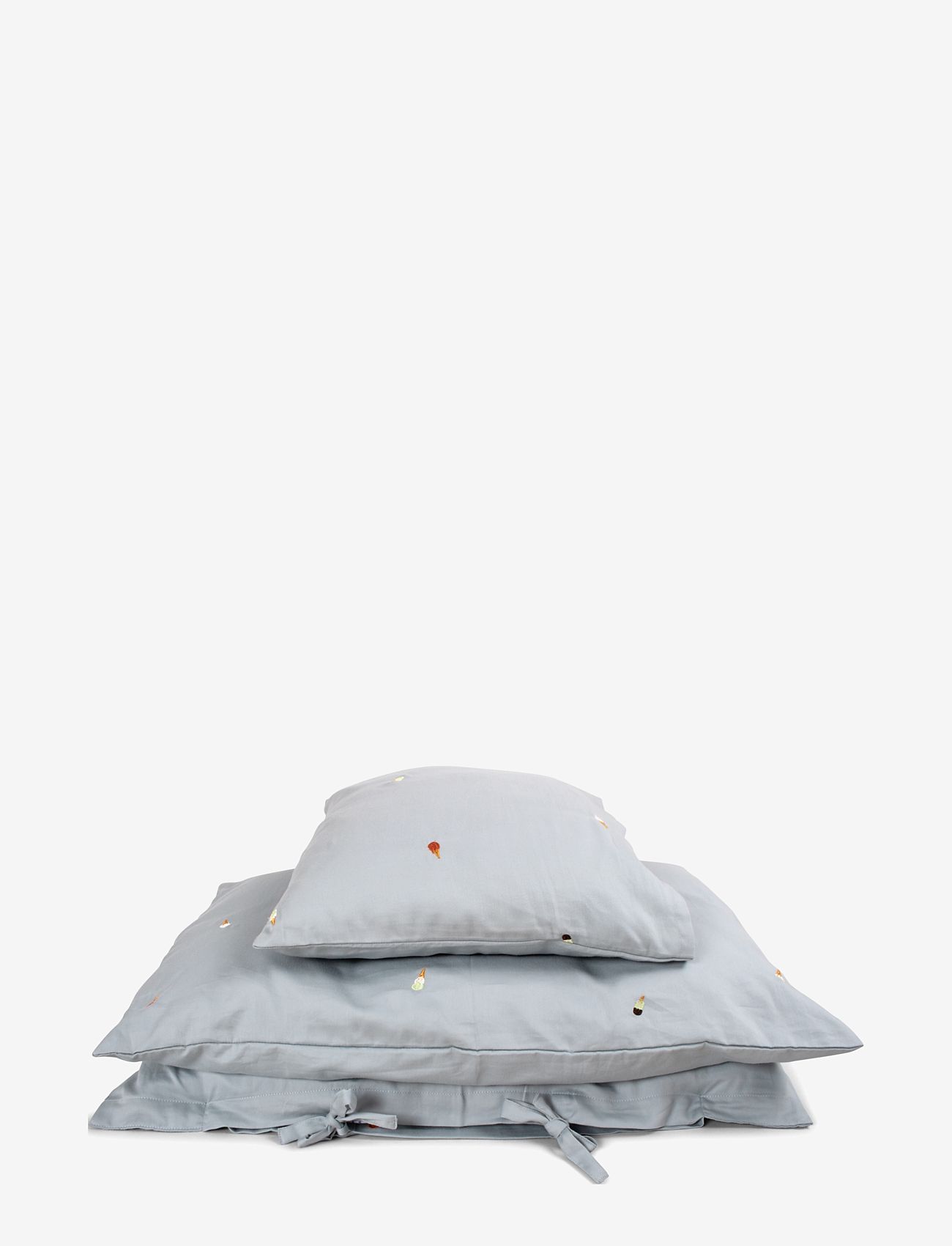 Filibabba - Baby Bedlinen – Embroidered Cool Summer Design – Pearl B - sengesæt - pearl blue - 2