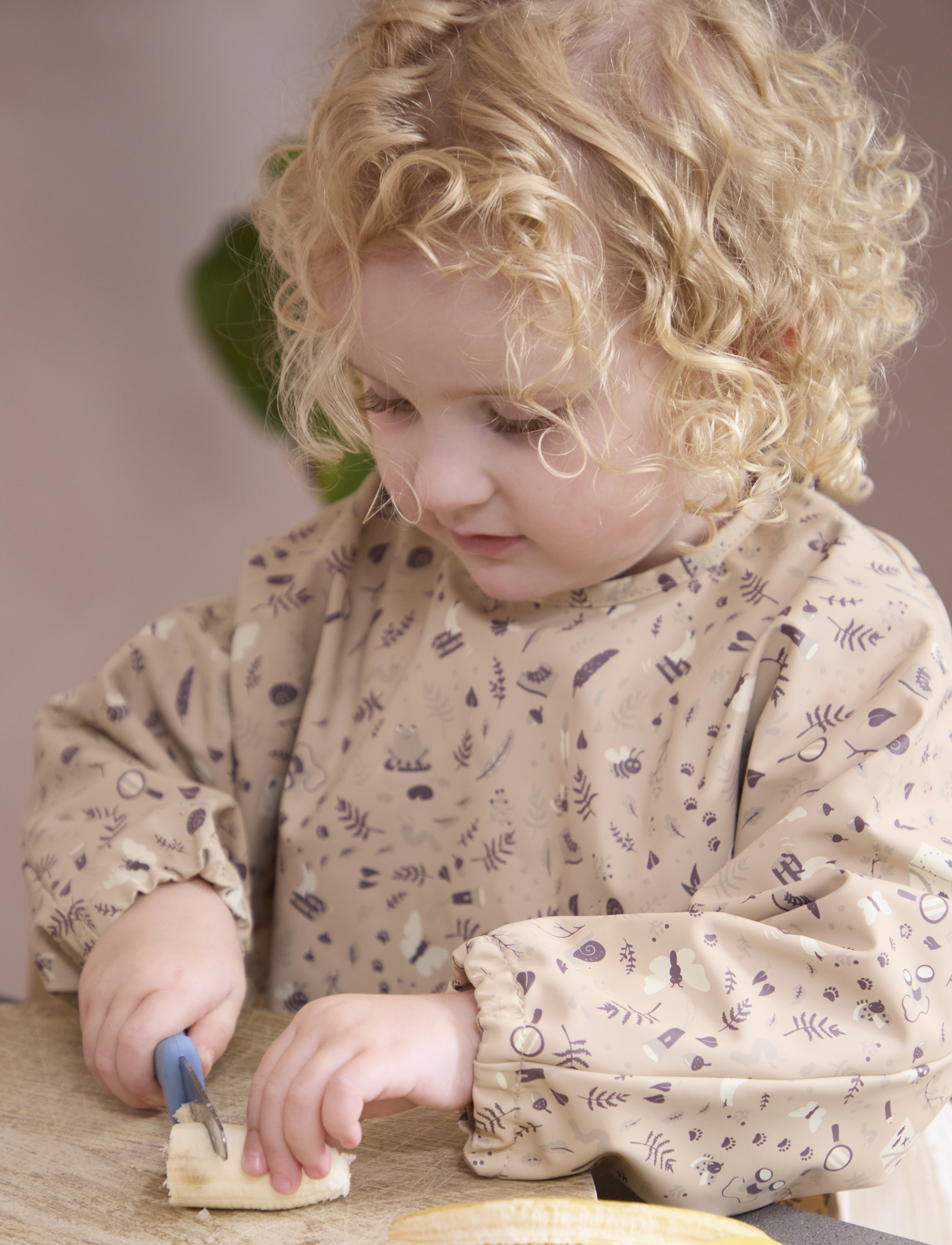 Filibabba Hagesmæk M. Ærmer Little Wonders, One Size, Bibs, Beige - Long Sleeve Bib, Kinder