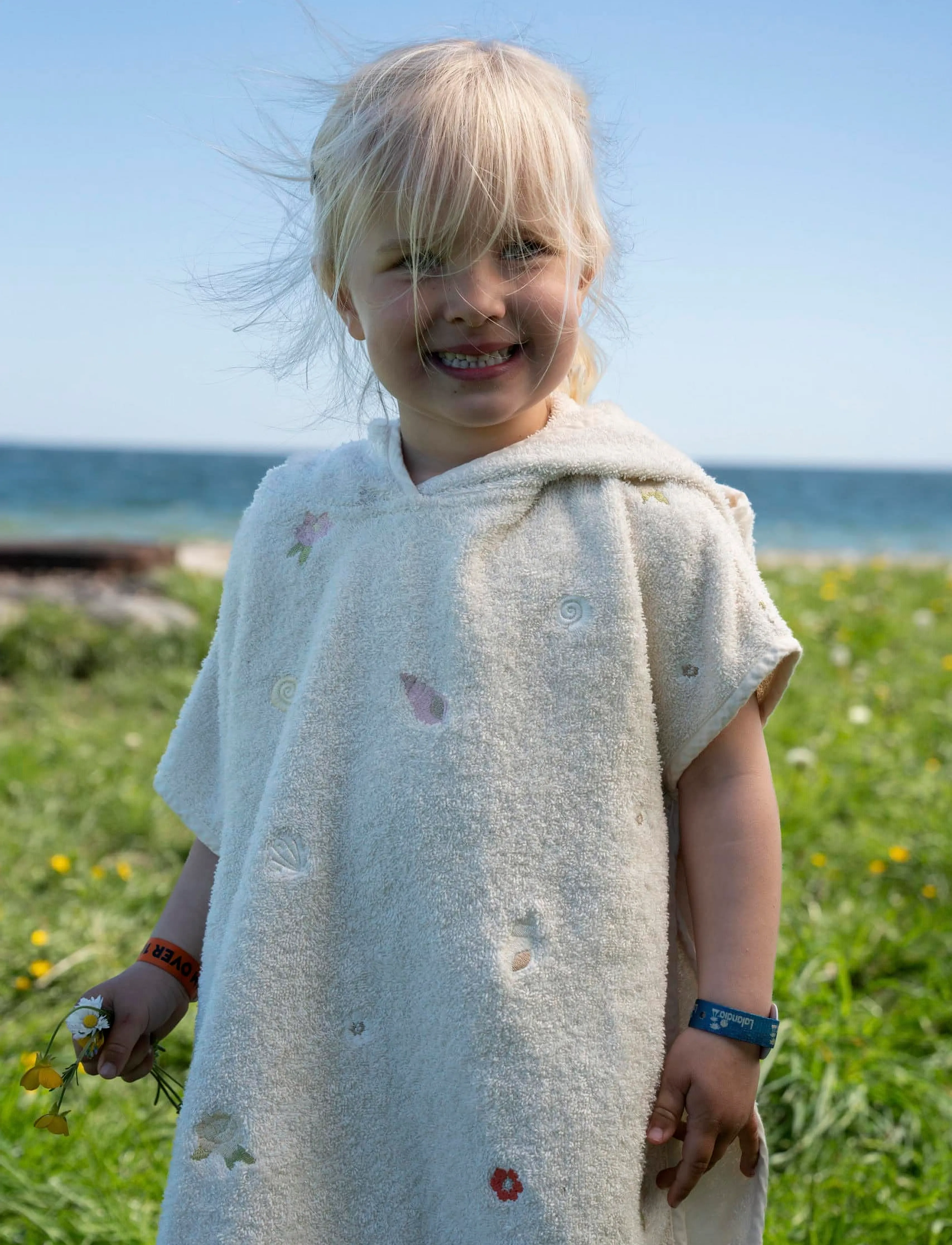 Filibabba Embroidered Beach Poncho Gots Ocean Blossom, One Size, Bath Time, Creme - Poncho, Kinder