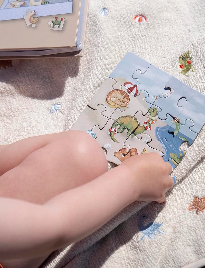 Filibabba - Embroidered hooded towel GOTS - Dino Beach - bademäntel - white - 2