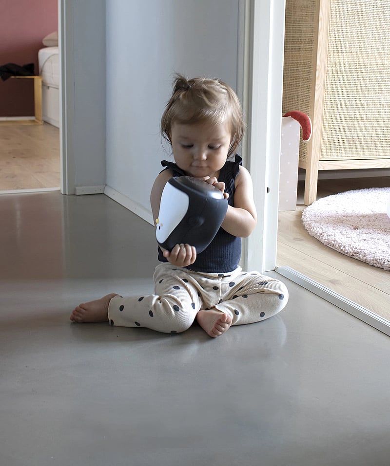 Filibabba - LED lampe - Pelle the Penguin - nachtlampen - black and white - 3