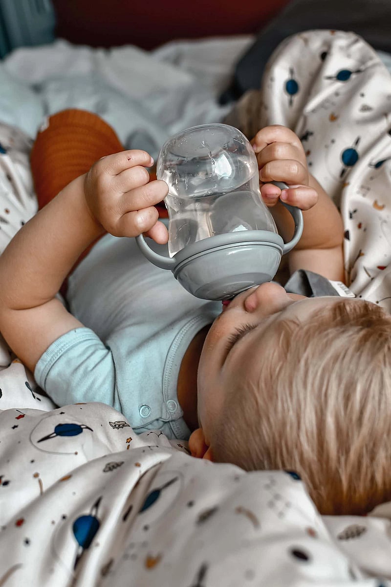 Filibabba - Drikkekop med håndtag - Dark grey - schnabeltassen - dark grey - 0