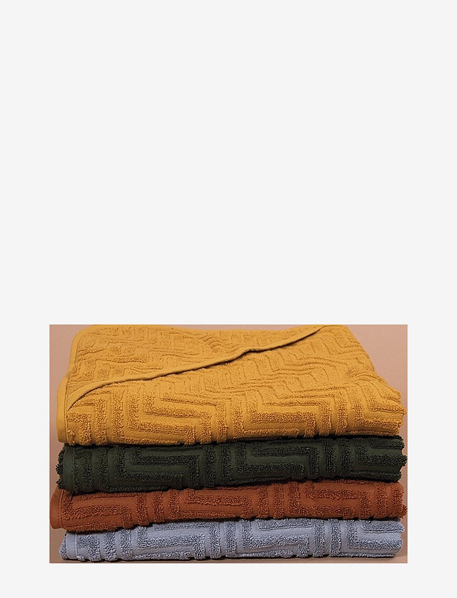 Filibabba - Bath towel with hood - Zigzag golden mustard - handtücher - golden mustard - 1