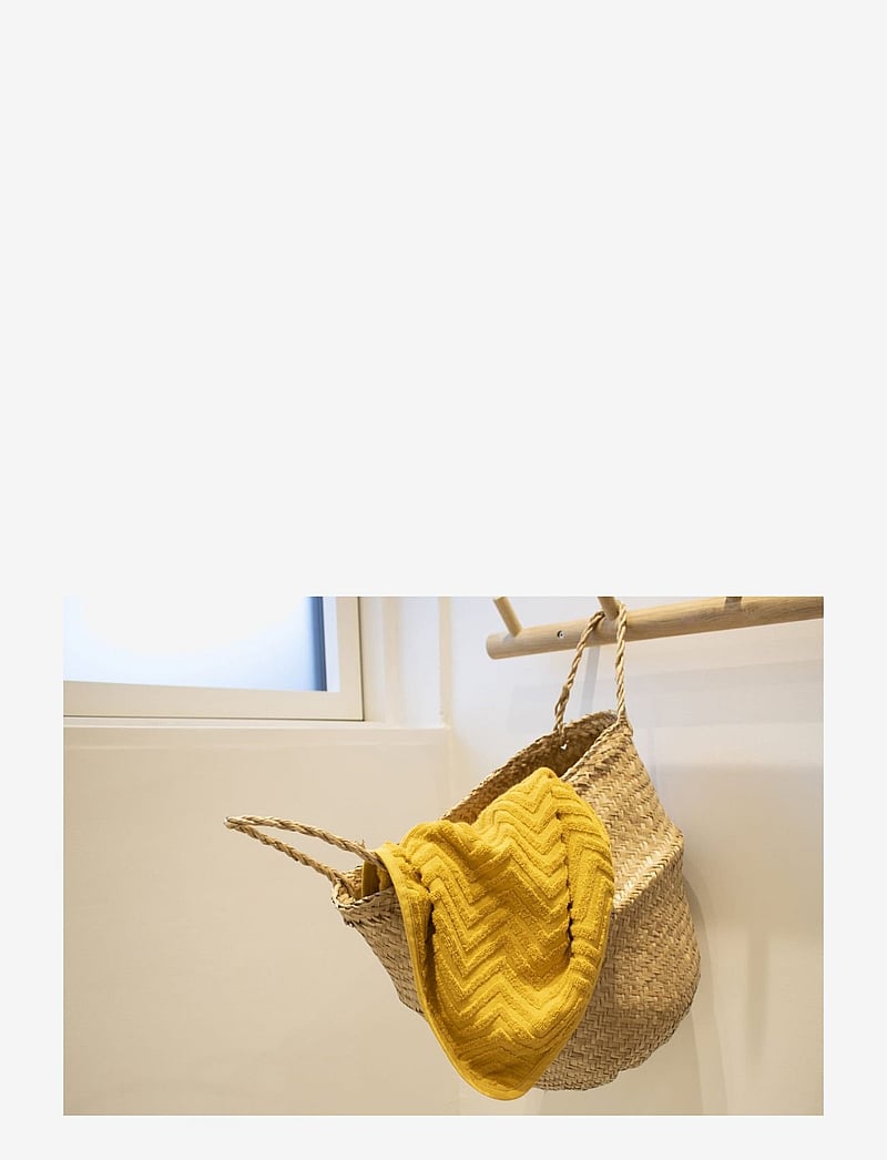 Filibabba - Bath towel with hood - Zigzag golden mustard - rätikud - golden mustard - 2