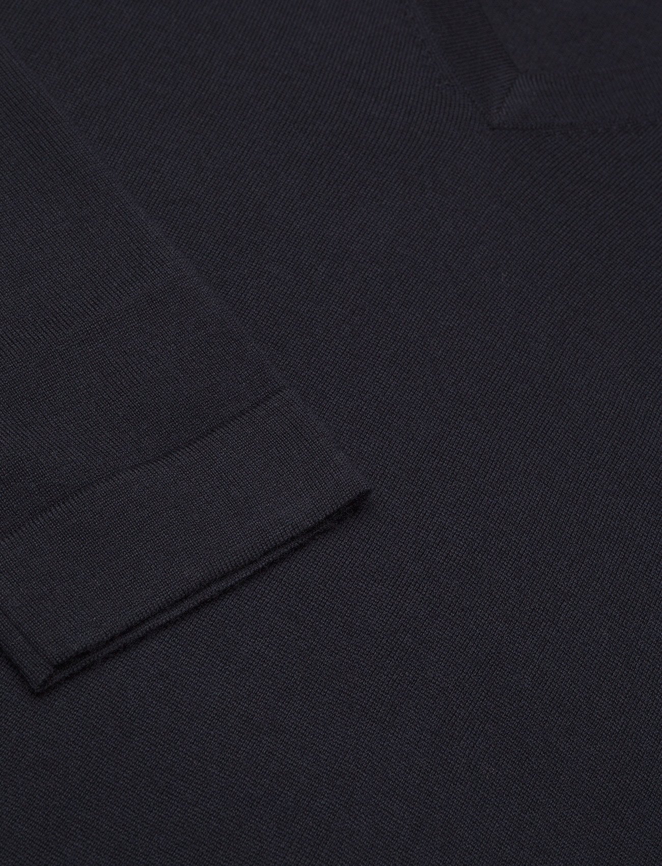Filippa K - M. Fine Merino V-Neck - navy - 2