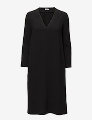 Filippa K - Deep V-neck Dress - midikleider - black - 0
