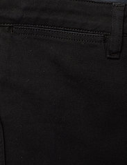 Filippa K - Hally Jean - utsvängda jeans - black - 2