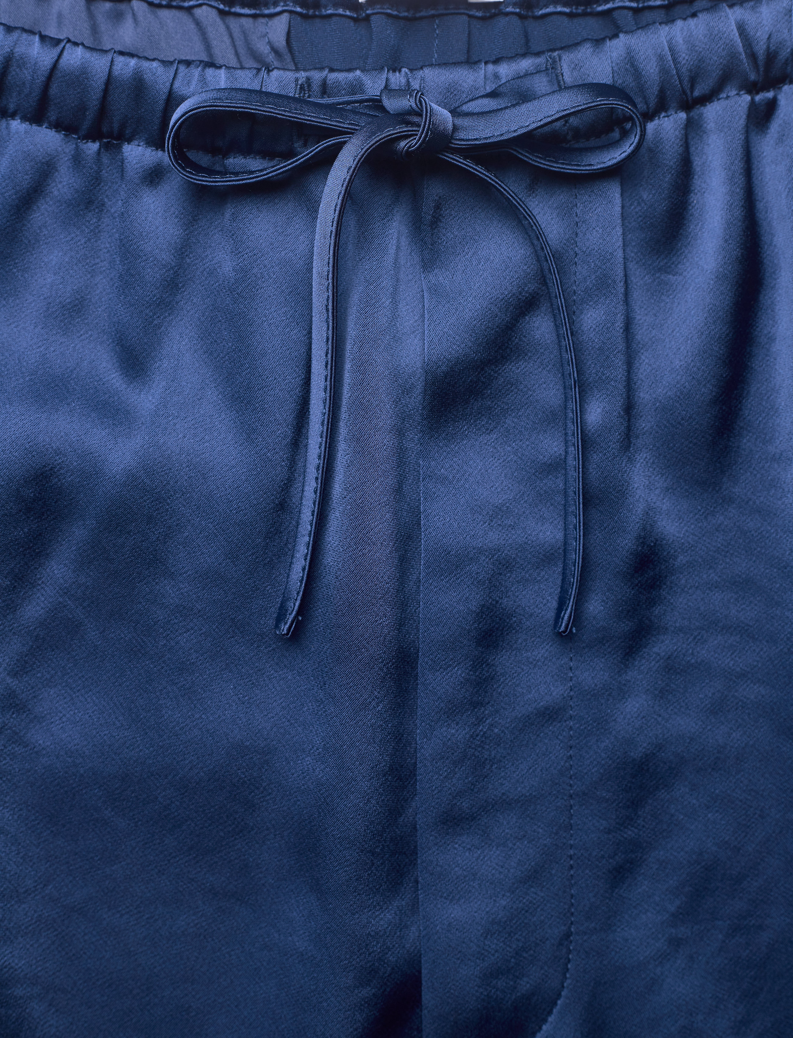 Filippa K - Evie Short - casual shorts - royal blue - 3