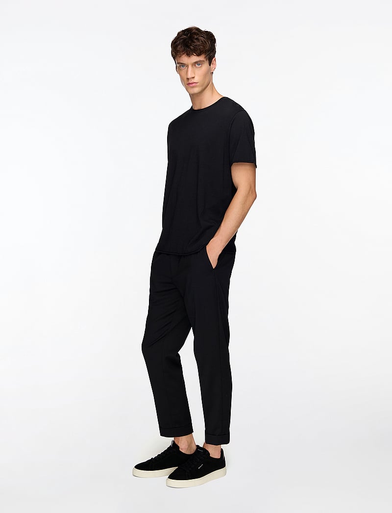 Filippa K - Roll Neck Tee - kortærmede t-shirts - black - 3