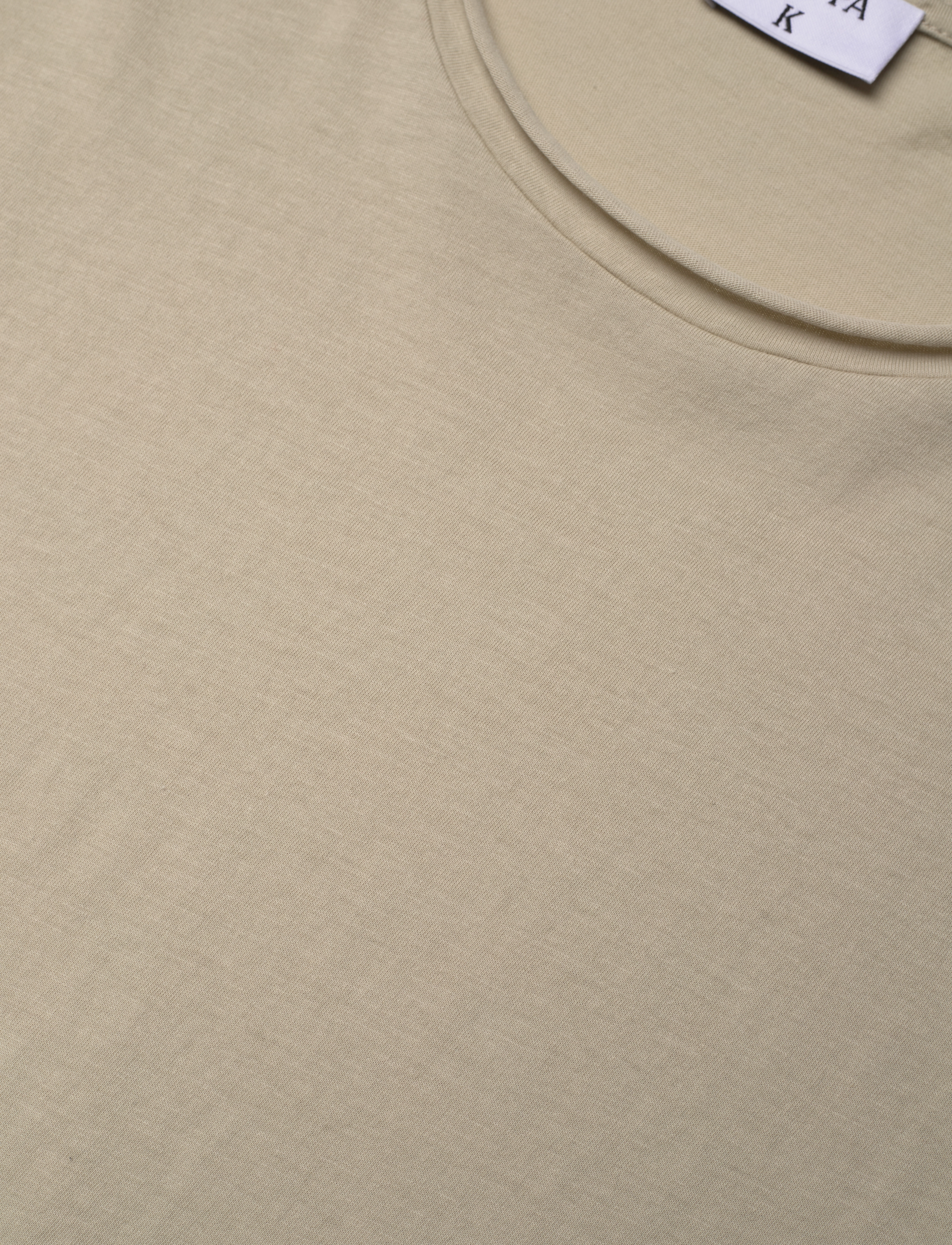 Filippa K - Roll Neck Tee - faded moss - 2