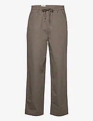 Filippa K - M. Harvey Cotton Trouser - casual byxor - mole grey - 0