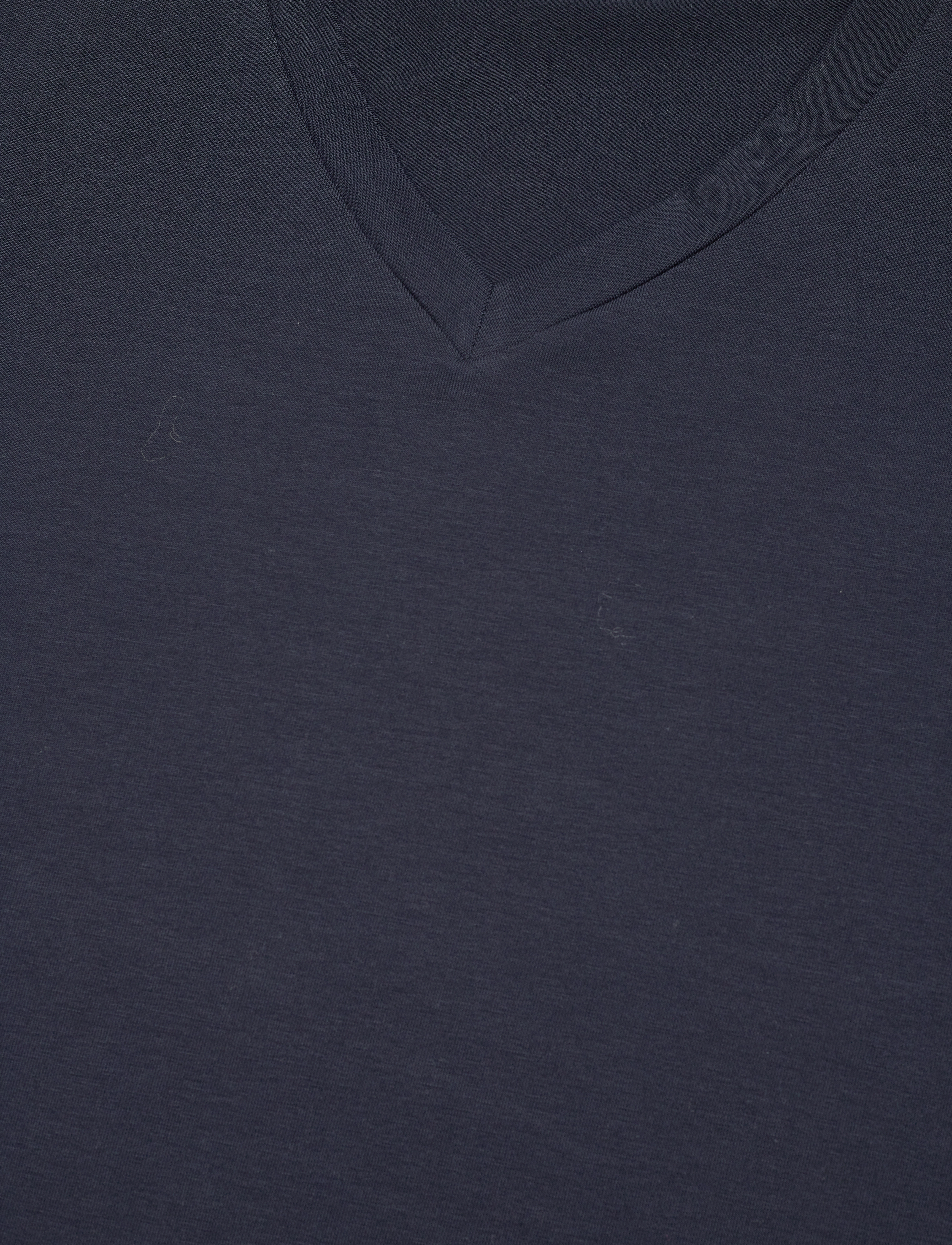 Filippa K - Stretch V-Neck Tee - short-sleeved t-shirts - navy - 2