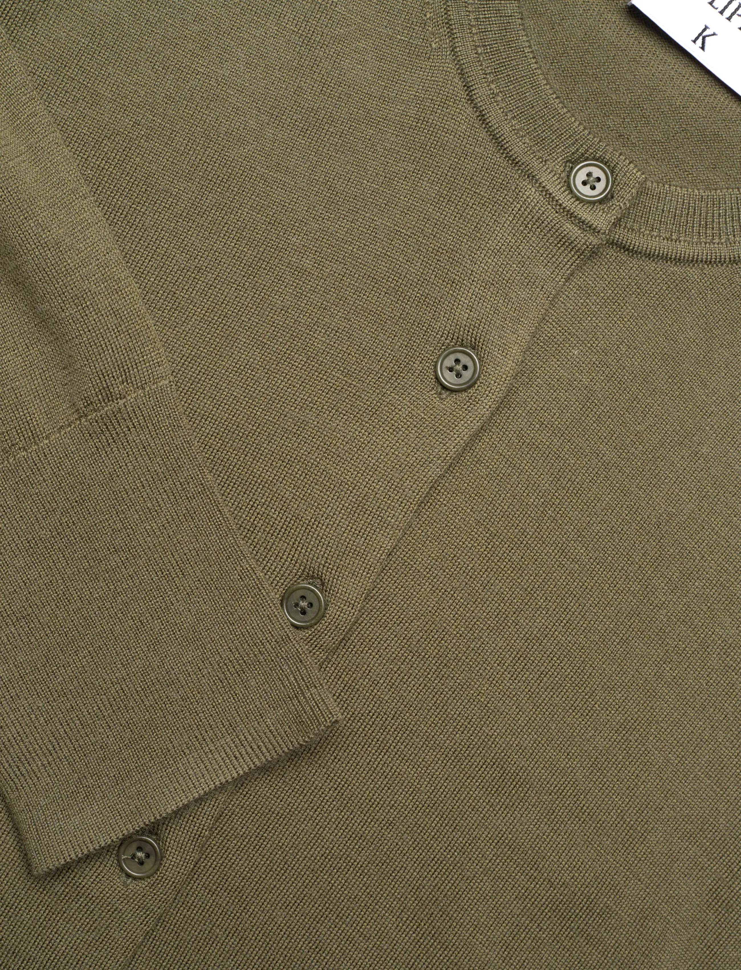 Filippa K - Merino Short Cardigan - kardiganid - laurel green - 5