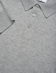 Filippa K - Knitted Polo Shirt - podstawowe koszulki - light grey - 2