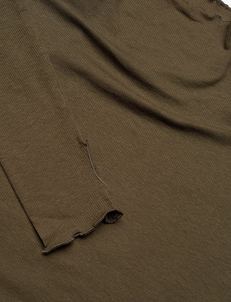 Filippa K - Rib Mock Neck Top - dark khaki green - 2