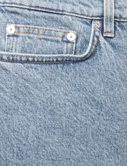 Filippa K - Baggy Tapered Jeans - allover st - 2