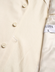 Filippa K - Cotton Linen Blazer - Žaketes ar divrindu pogājumu - bone white - 4