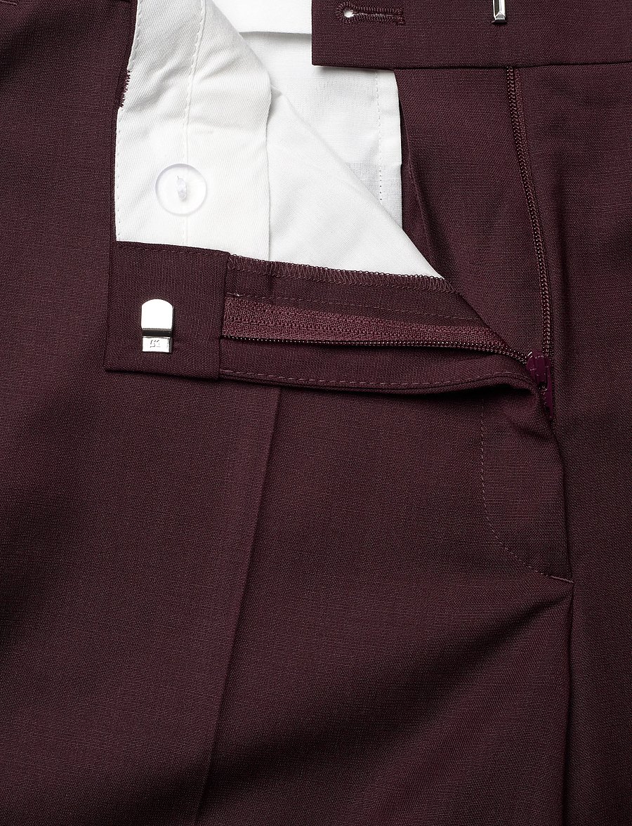 Filippa K - Emma Cropped Cool Wool Trouser - anzugshosen - burgundy - 3