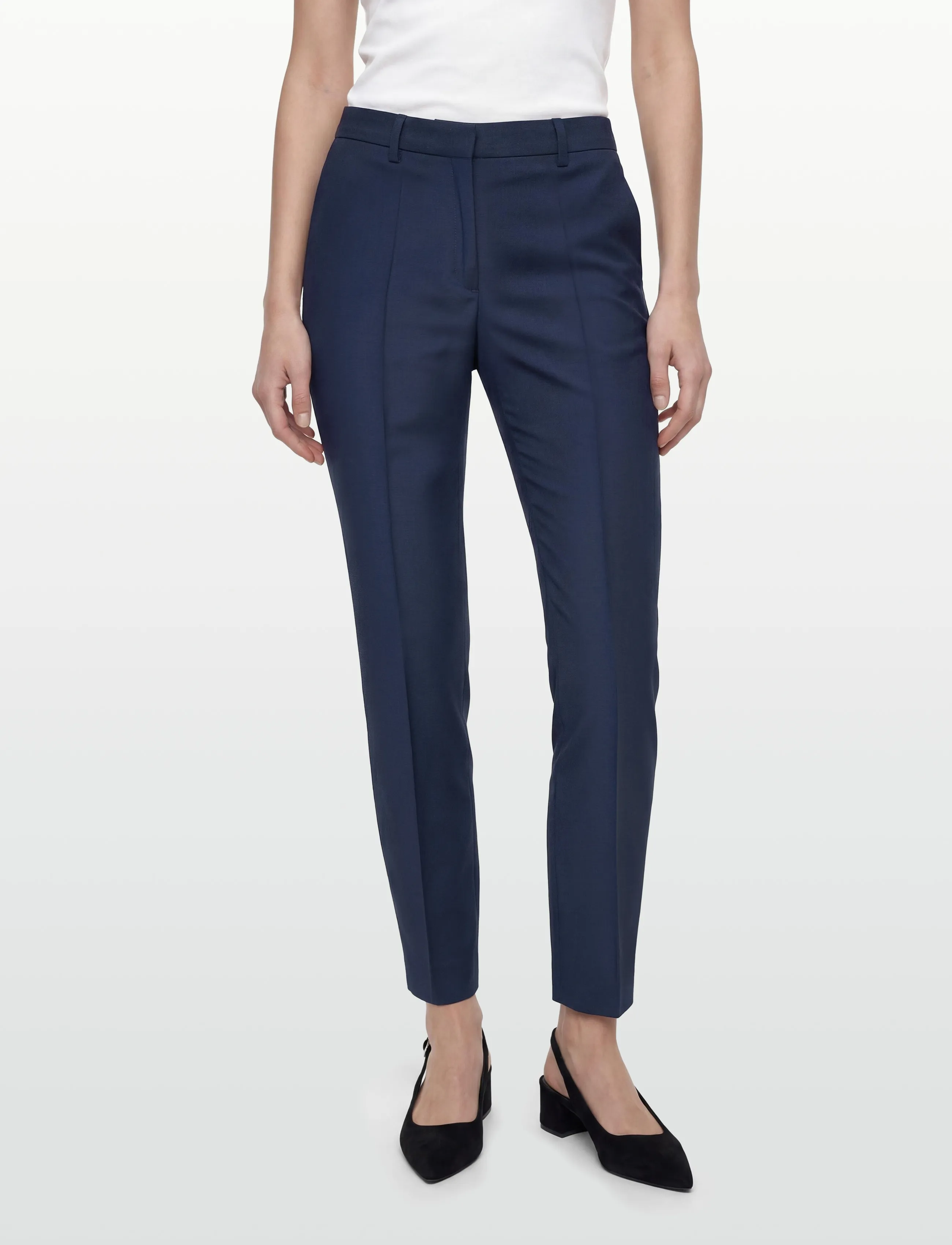 Filippa K - Emma Cropped Cool Wool Trouser - anzugshosen - faded blue - 3