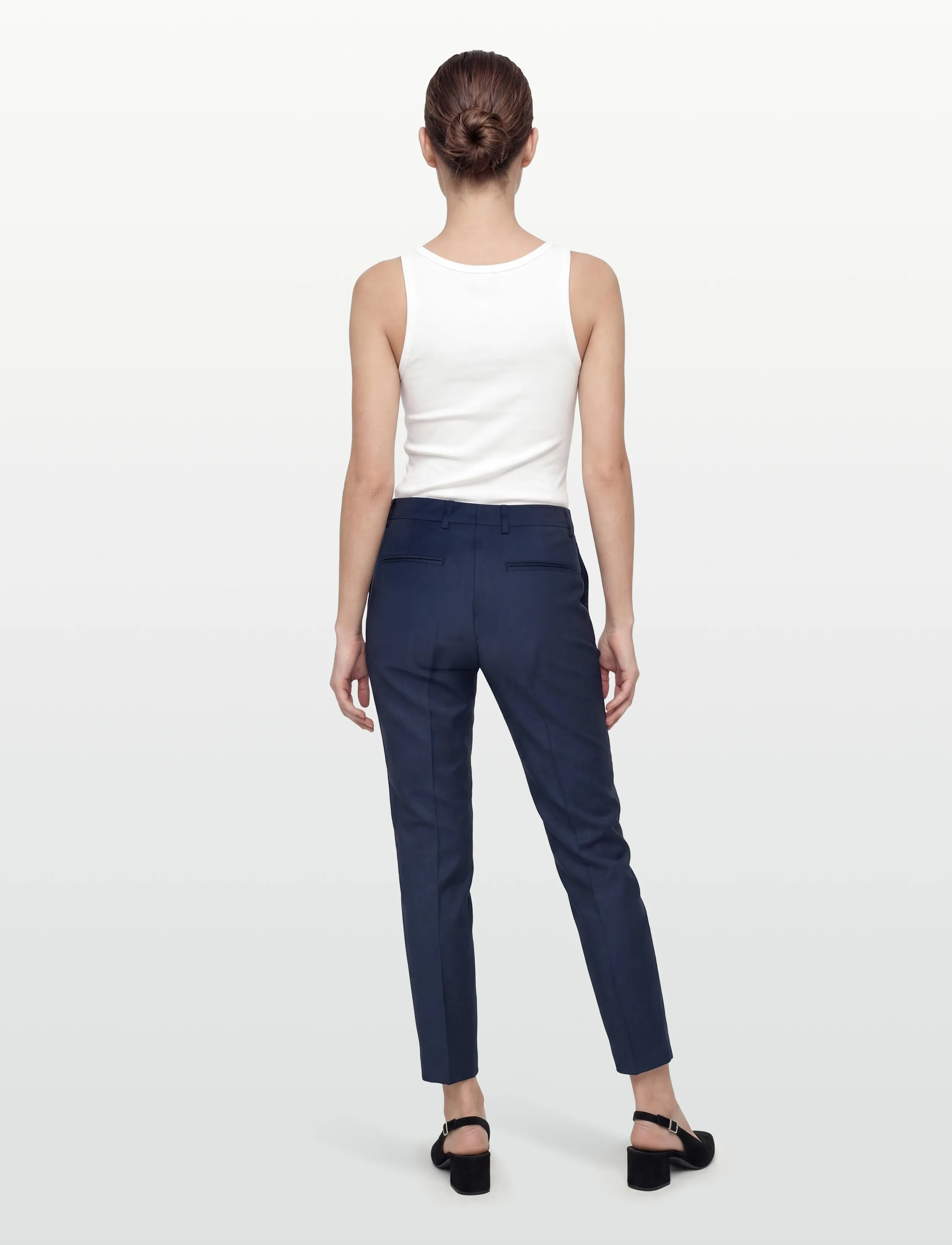 Filippa K - Emma Cropped Cool Wool Trouser - anzugshosen - faded blue - 4
