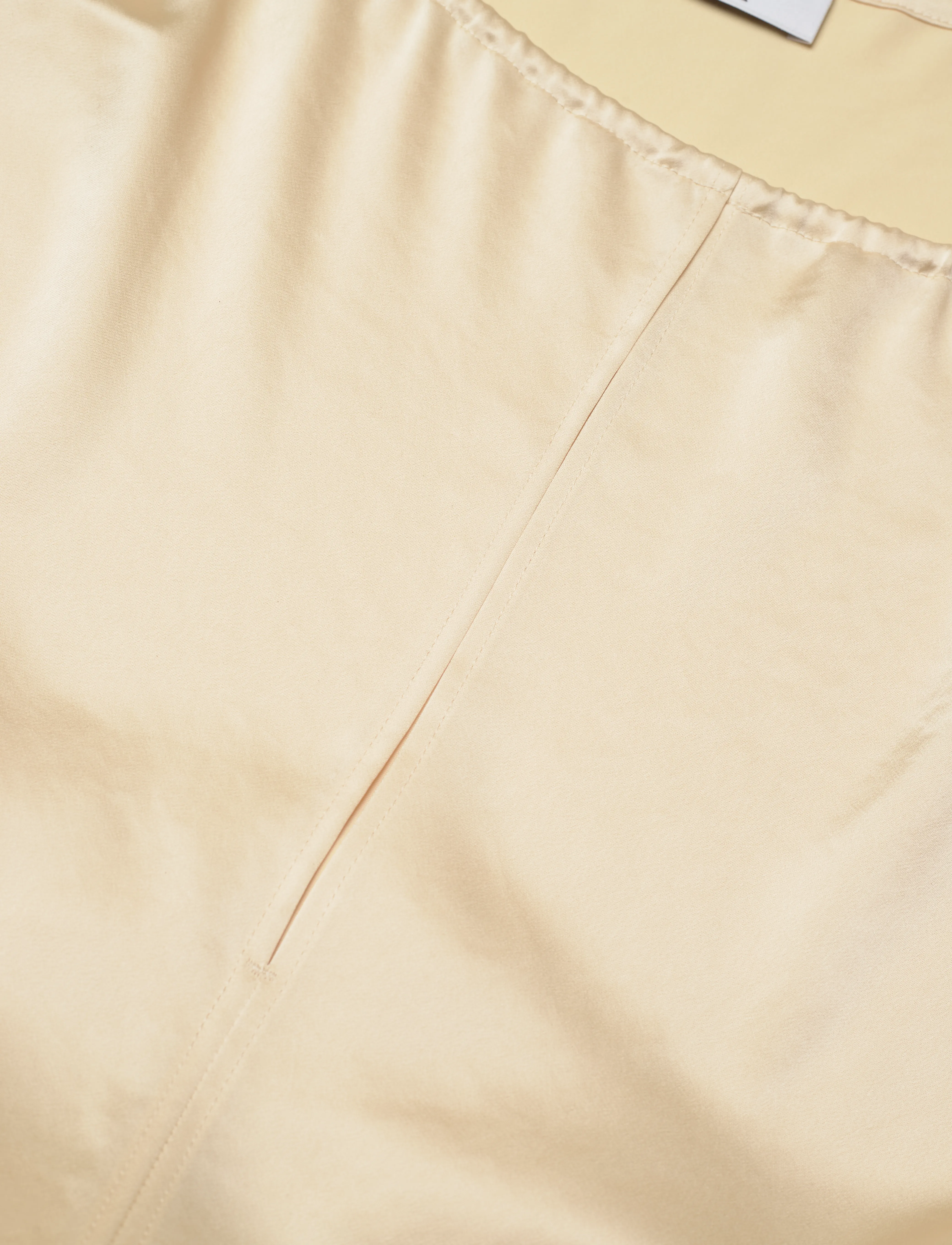 Filippa K - Belted Satin Jumpsuit - vanilla - 2