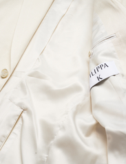 Filippa K - Tailored Pinstripe Blazer - juhlamuotia outlet-hintaan - bone white - 4