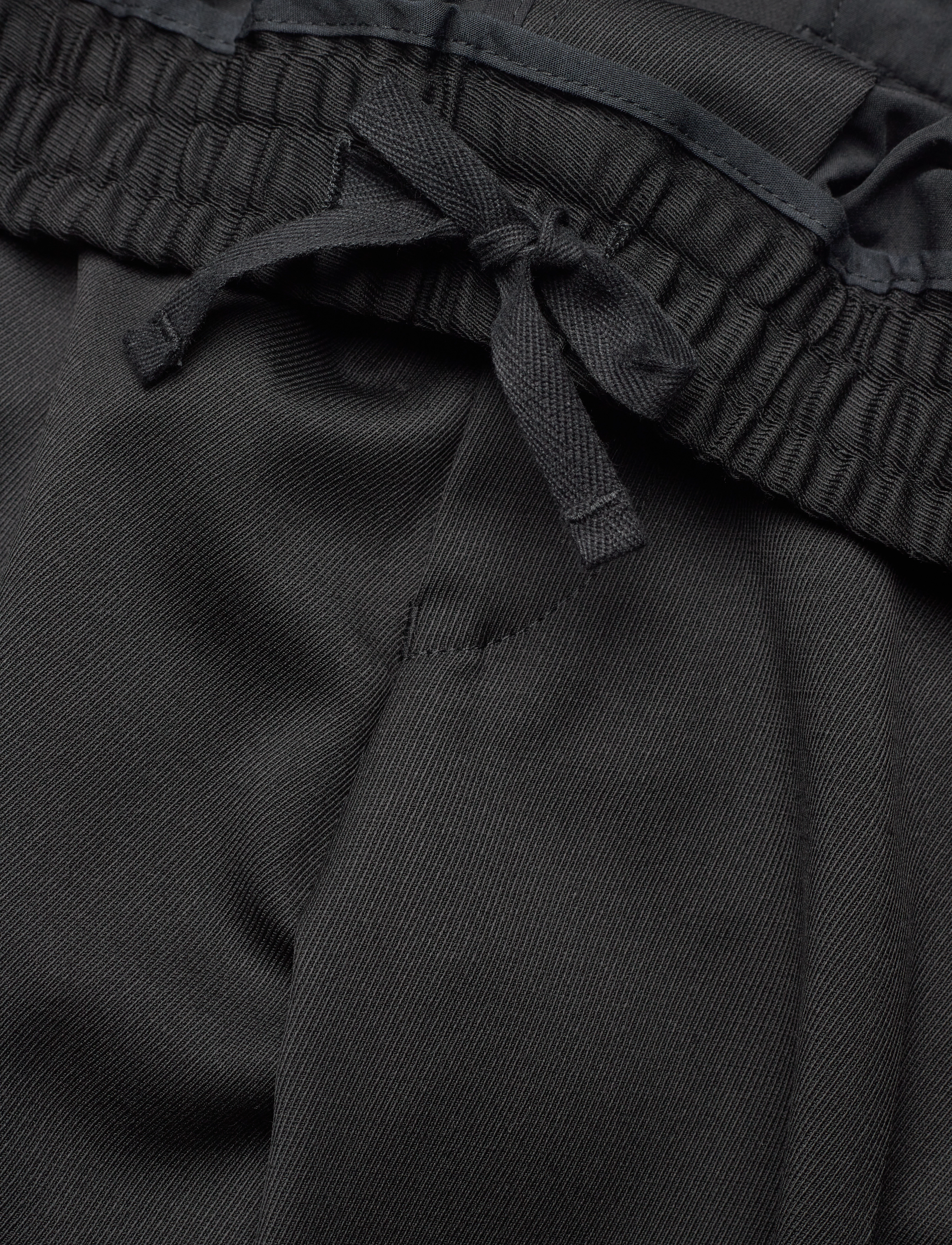 Filippa K - Theo Trousers - casual trousers - black - 4