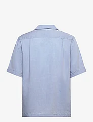 Filippa K - Short Sleeve Shirt - kurzarmhemden - washed blu - 1