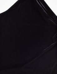 Filippa K - Asymmetric Velvet Dress - festkläder till outletpriser - black - 2