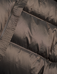 Filippa K - Hooded Puffer Jacket - talvitakit - dark choco - 4