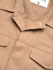 Filippa K - Cotton Workwear Jacket - kevättakit - dark khaki - 2