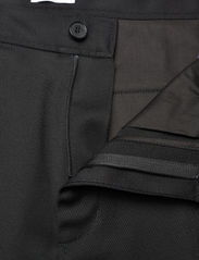 Filippa K - Wool Twill Cargo Pants - cargobroeken - black - 3