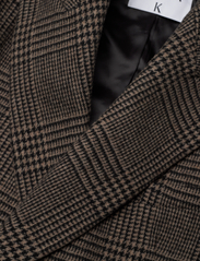 Filippa K - Tailored Check Coat - winter coats - camel/blac - 2