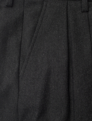 Filippa K - Wide Flannel Trousers - vabaajapüksid - anthracite - 2
