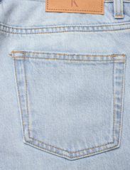 Filippa K - Pintuck Jeans - utsvängda jeans - light blue - 4
