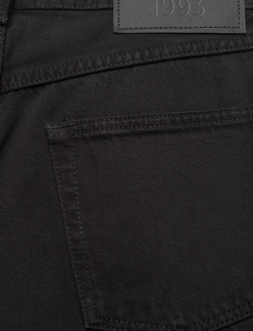 Filippa K - 93 Straight Jeans - utsvängda jeans - black - 4