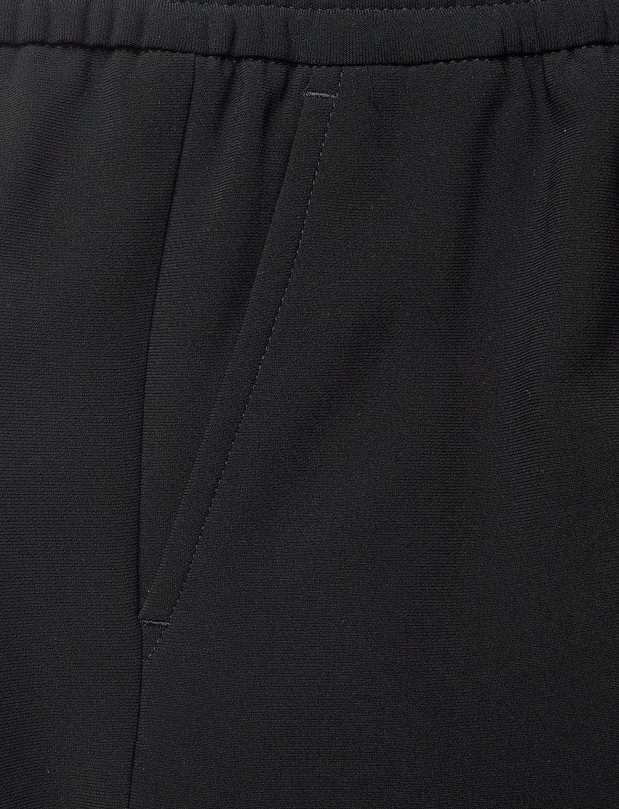 Filippa K - Matte High Waisted Shorts - black - 2