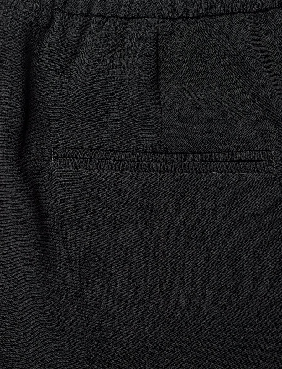 Filippa K - Matte High Waisted Shorts - black - 4