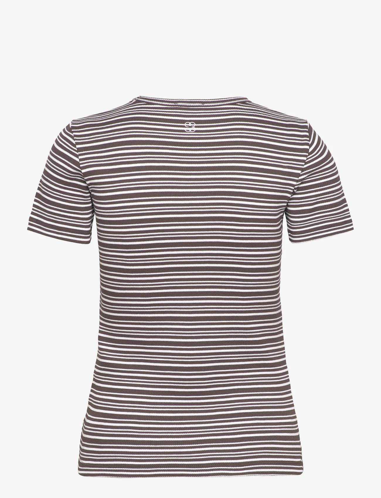 Filippa K - Striped Tee - t-shirts - dark oak/w - 1