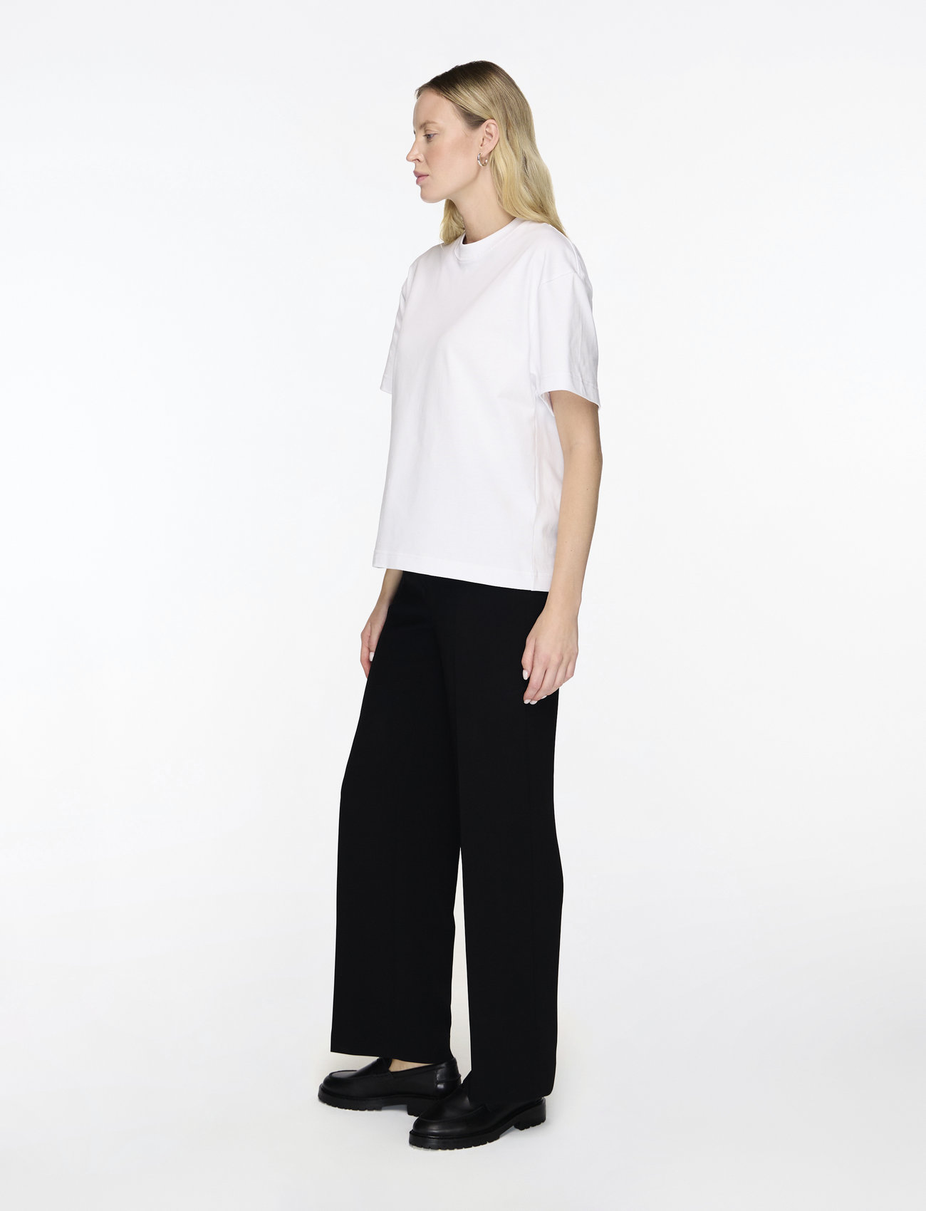 Filippa K - Oversized Tee - efterårstøj - white - 2