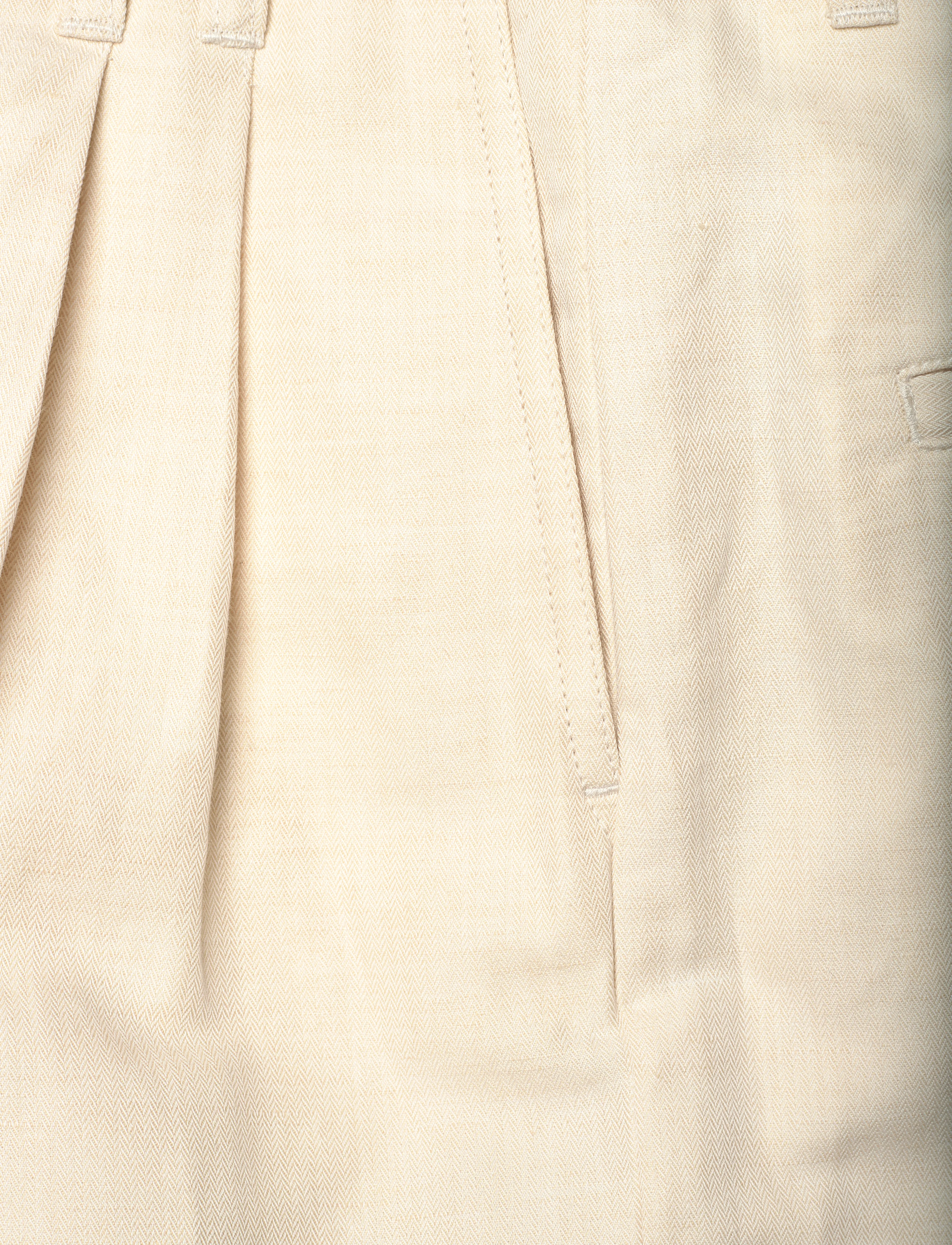 Filippa K - Relaxed Pleated Cotton Linen S - linased lühikesed püksid - cream whit - 2