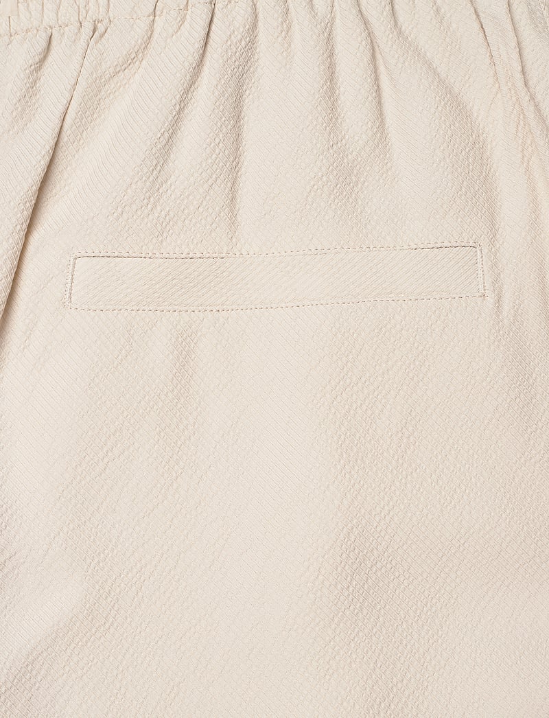 Filippa K - Draped Twill Shorts - lühikesed vabaajapüksid - ivory - 4