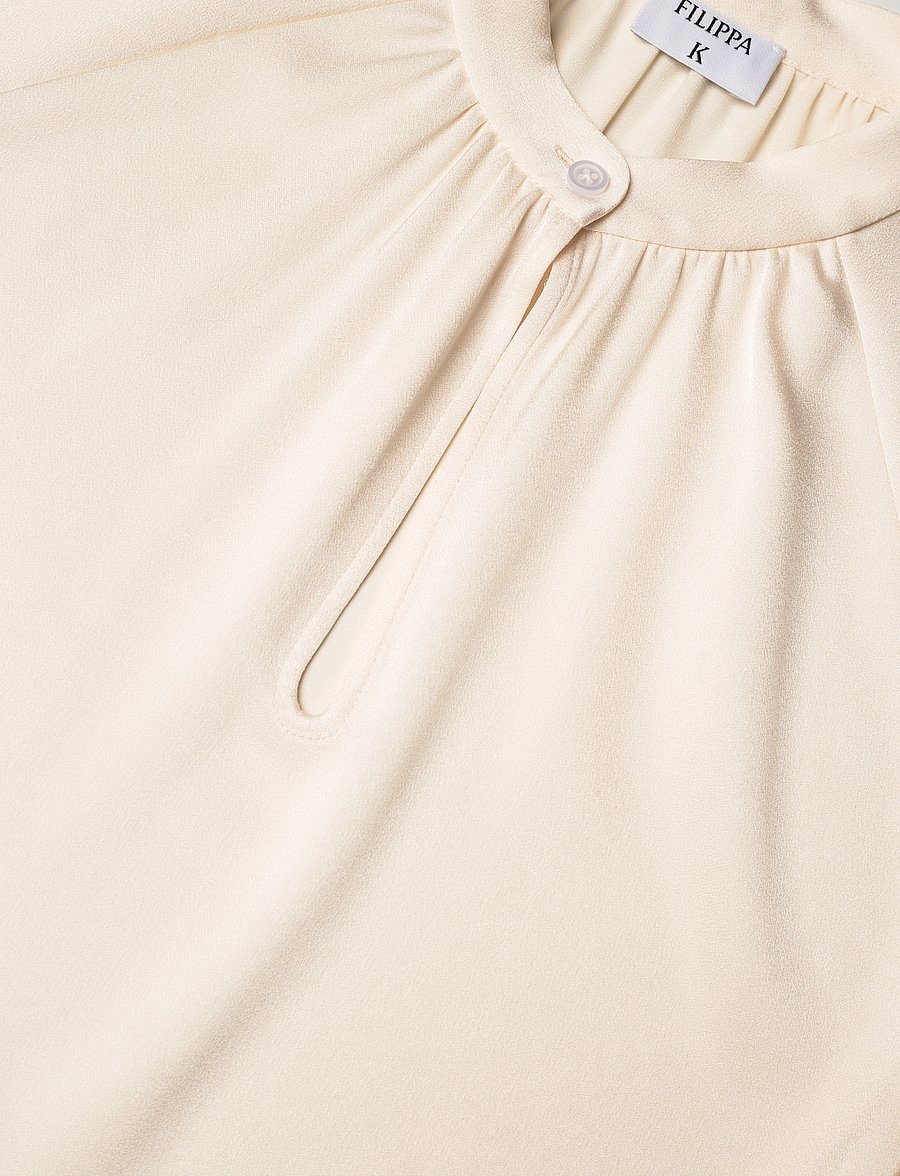 Filippa K - Stand Collar Blouse - blouses à manches longues - cream - 5